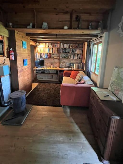Cabane Dans Les Bois Avec Vue Sur Les Pyrenees Saint-Laurent-de-Neste Exteriér fotografie